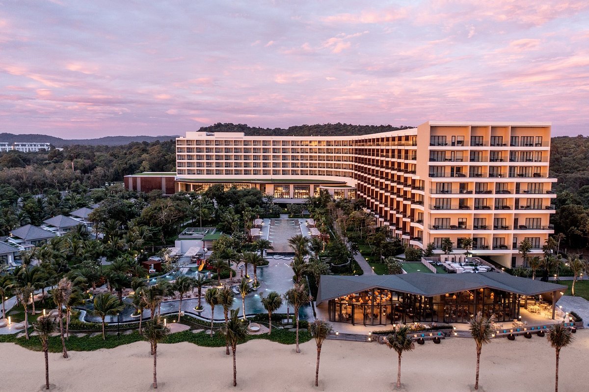 Crowne Plaza Phu Quoc Starbay