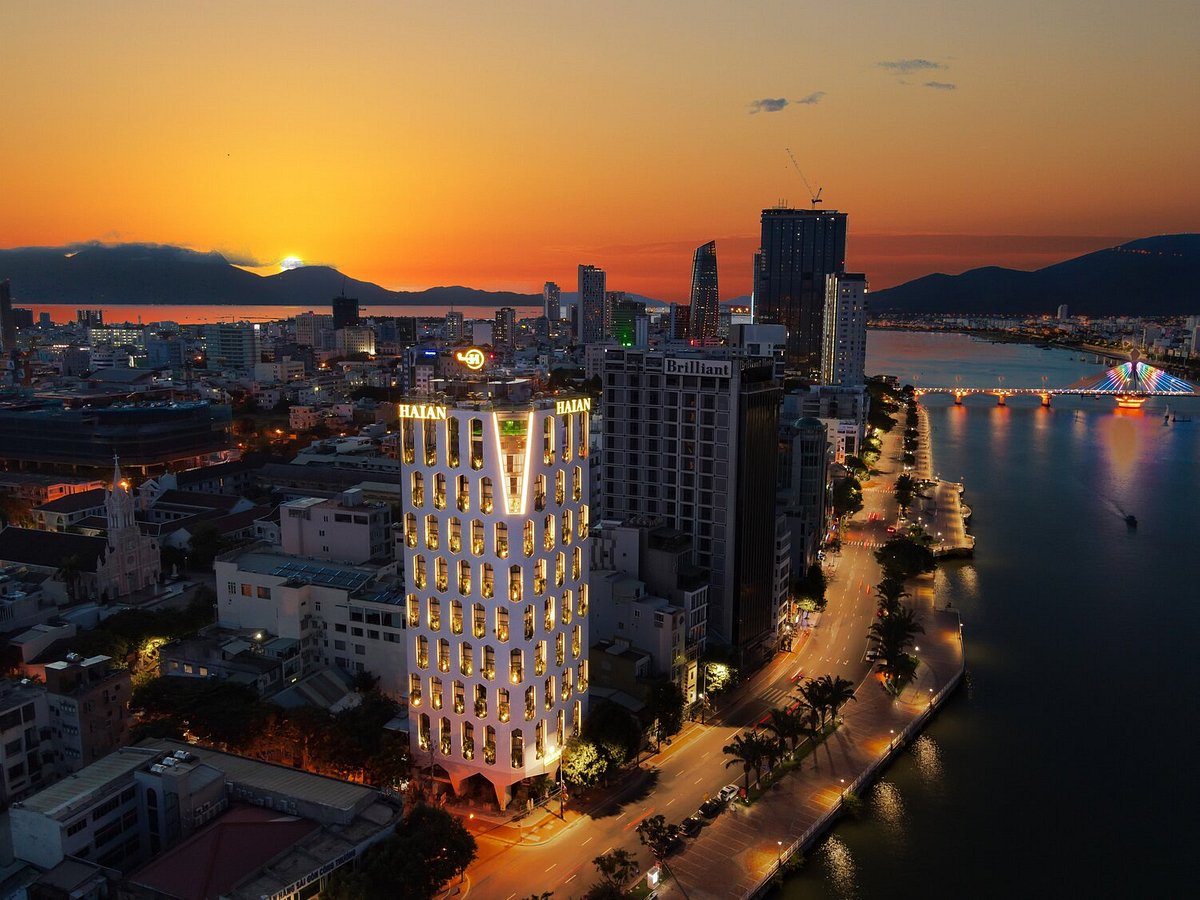 HAIAN Riverfront Hotel Danang