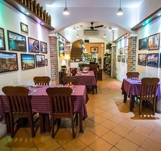 Luna D'Autunno - Italian Pizzeria & Restaurant