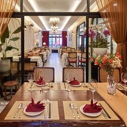 Maison Man-Đo Restaurant