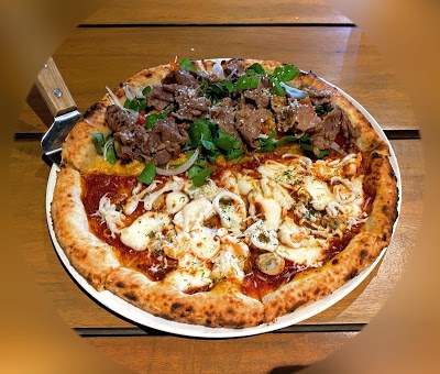 Pizza 4P's Le Thanh Ton