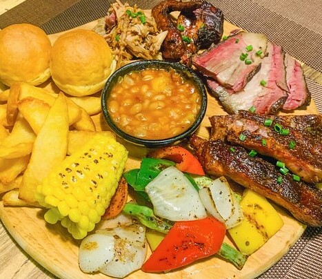 Poomba's Smokehouse